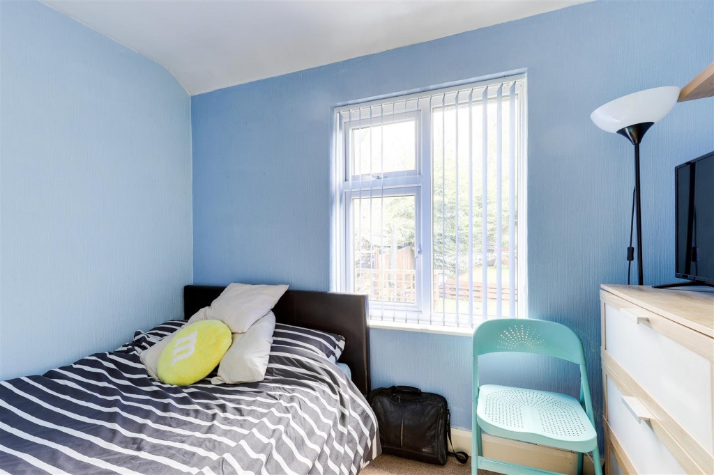 Calverton Road, Arnold, Nottinghamshire, NG5 8FS