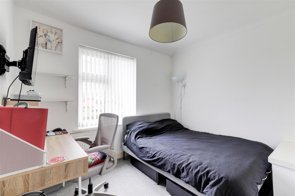 Calverton Road, Arnold, Nottinghamshire, NG5 8FS