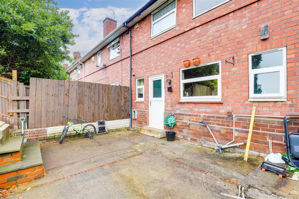 Winsford Close, Nottingham, Nottinghamshire, NG8 5JR