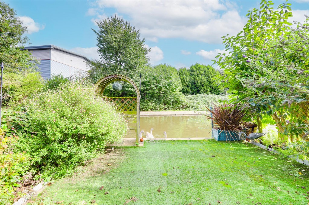 Waterside Gardens, Lenton, Nottinghamshire, NG7 2HL