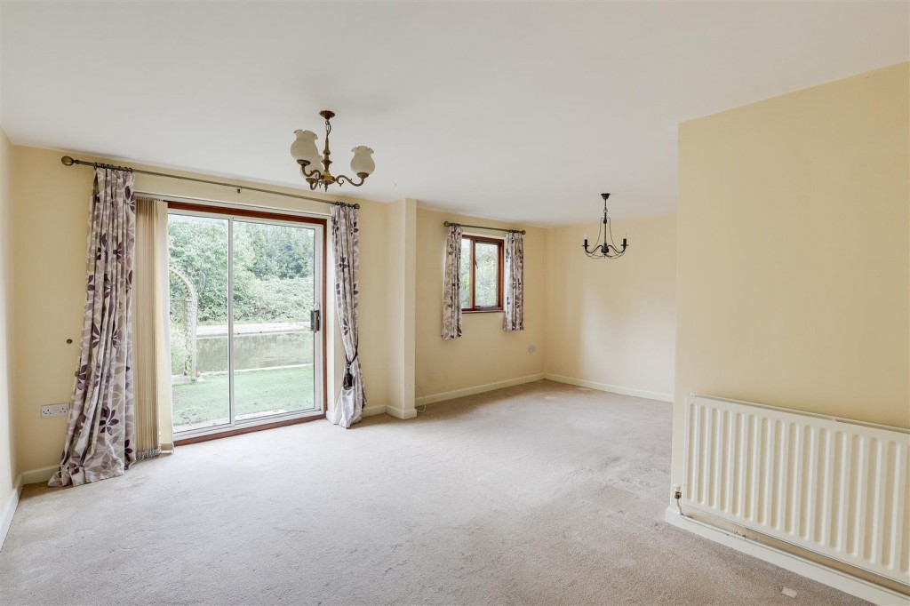 Waterside Gardens, Lenton, Nottinghamshire, NG7 2HL
