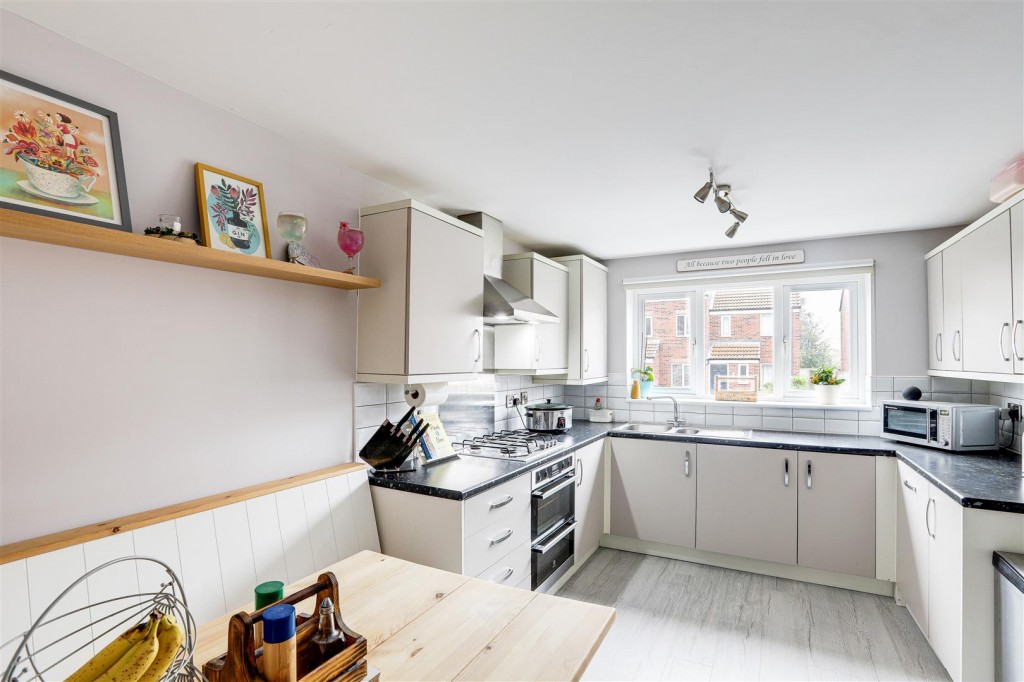 Stewart Way, Annesley, Nottinghamshire, NG15 0EH