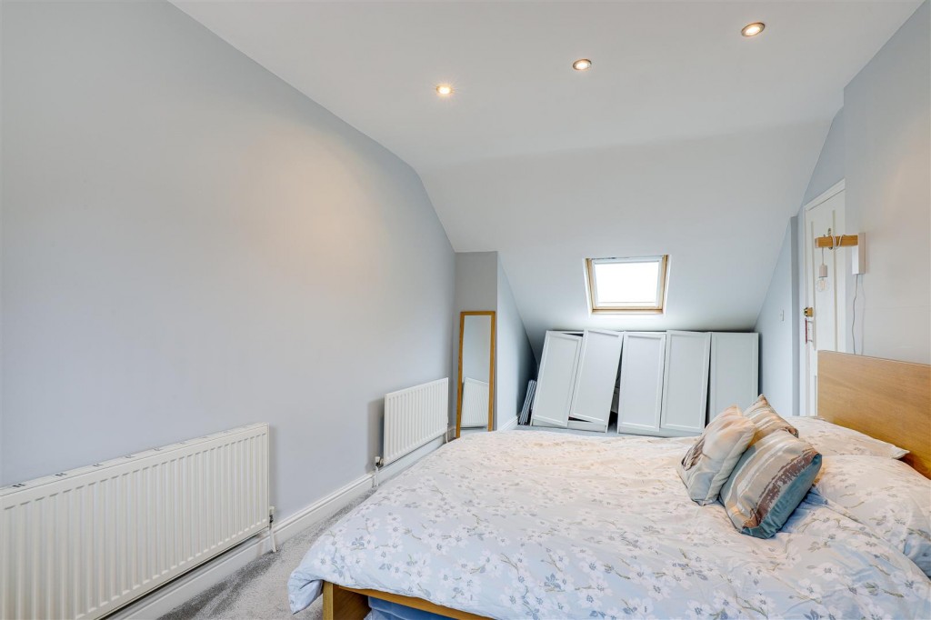 Charnwood Grove, West Bridgford, Nottinghamshire, NG2 7NT