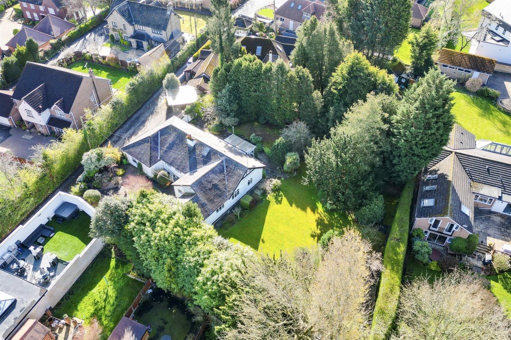 Derby Road, Bramcote, Nottinghamshire, NG9 3GW