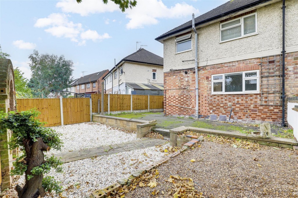 Brierfield Avenue, Wilford, Nottinghamshire, NG11 7DA