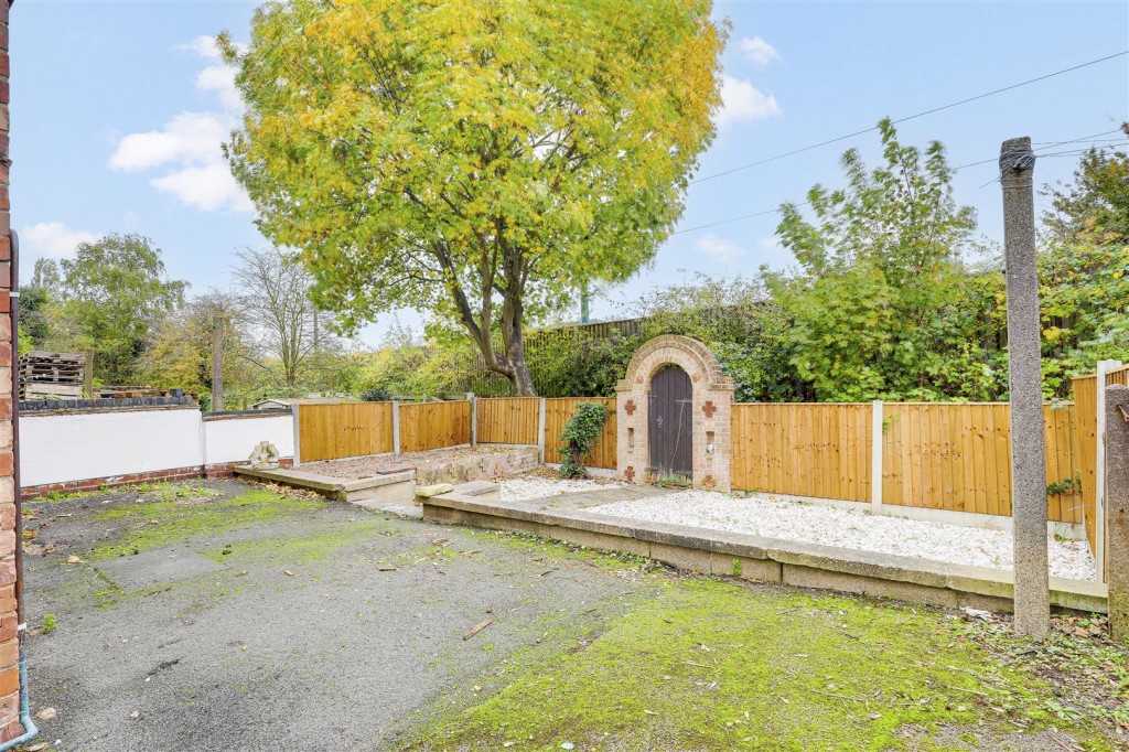 Brierfield Avenue, Wilford, Nottinghamshire, NG11 7DA