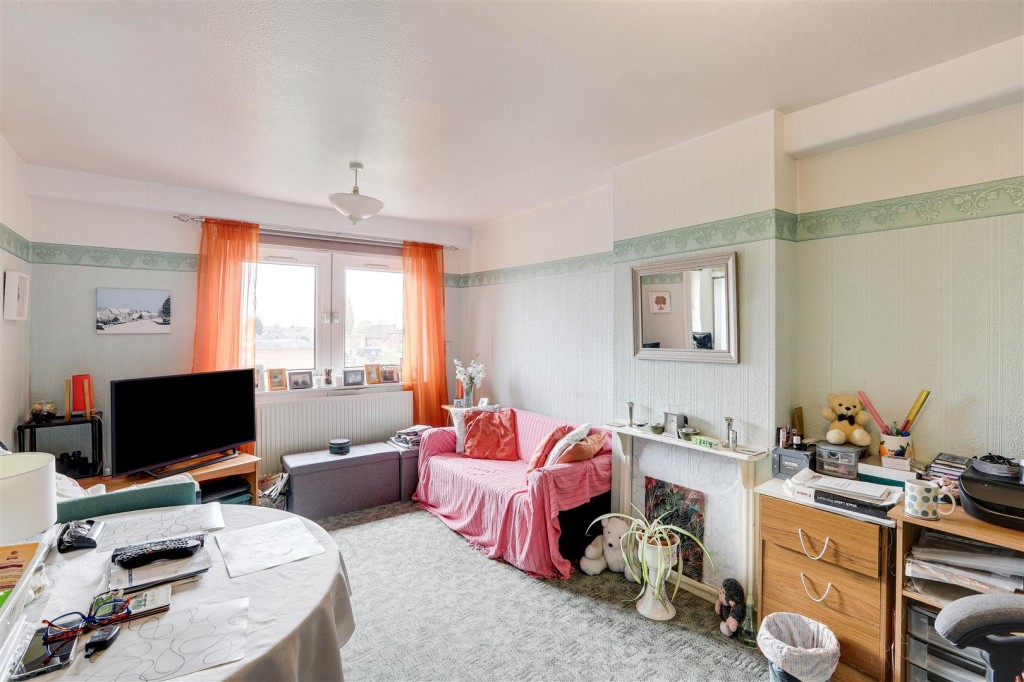 Southchurch Court, Clifton, Nottinghamshire, NG11 8HQ