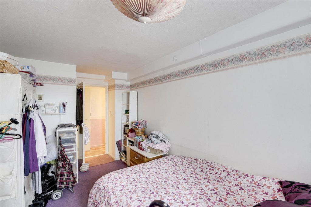 Southchurch Court, Clifton, Nottinghamshire, NG11 8HQ