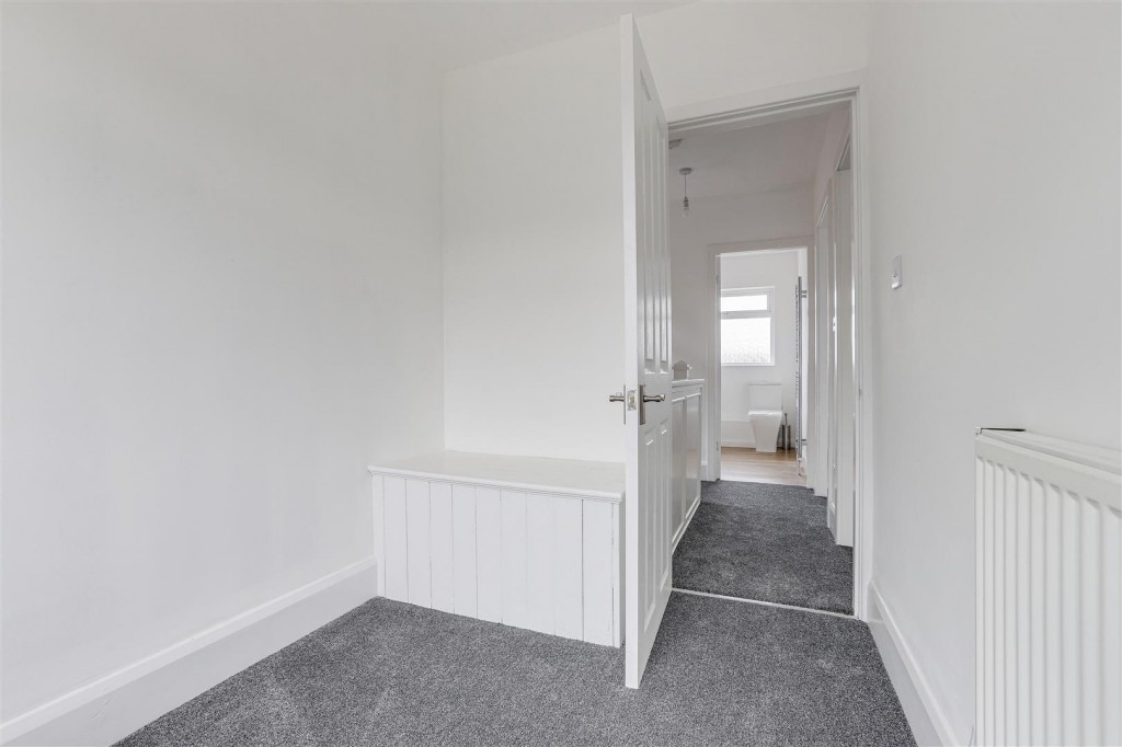 Longmoor Lane, Breaston, Derbyshire, DE72 3BE