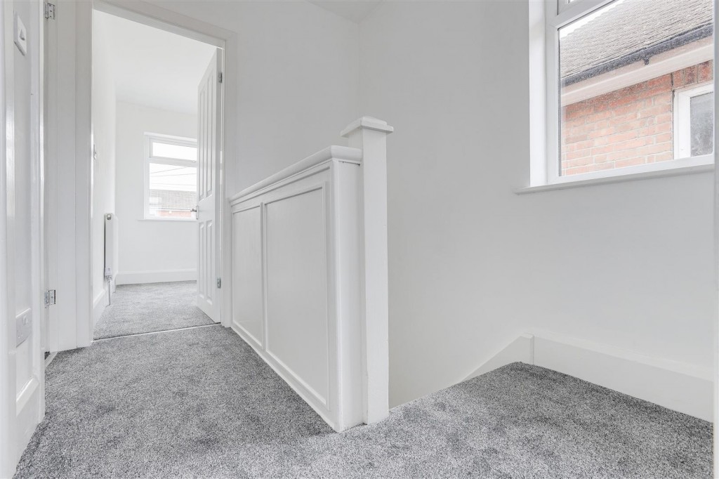 Longmoor Lane, Breaston, Derbyshire, DE72 3BE