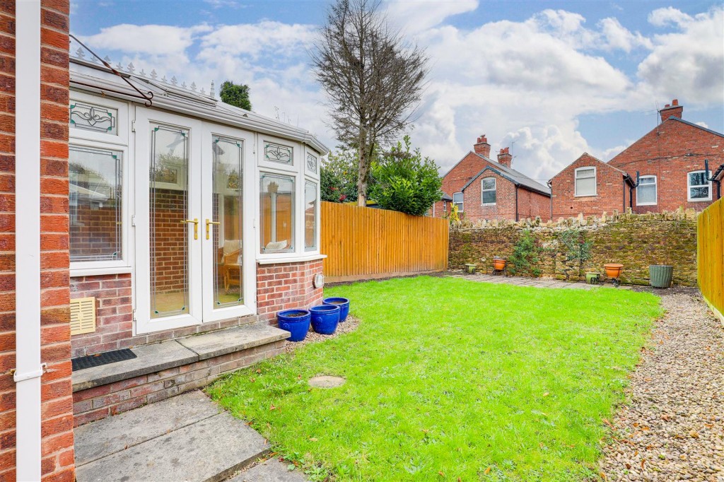 Woodland Avenue, Highbury Vale Nottinghamshire, NG6 9BY