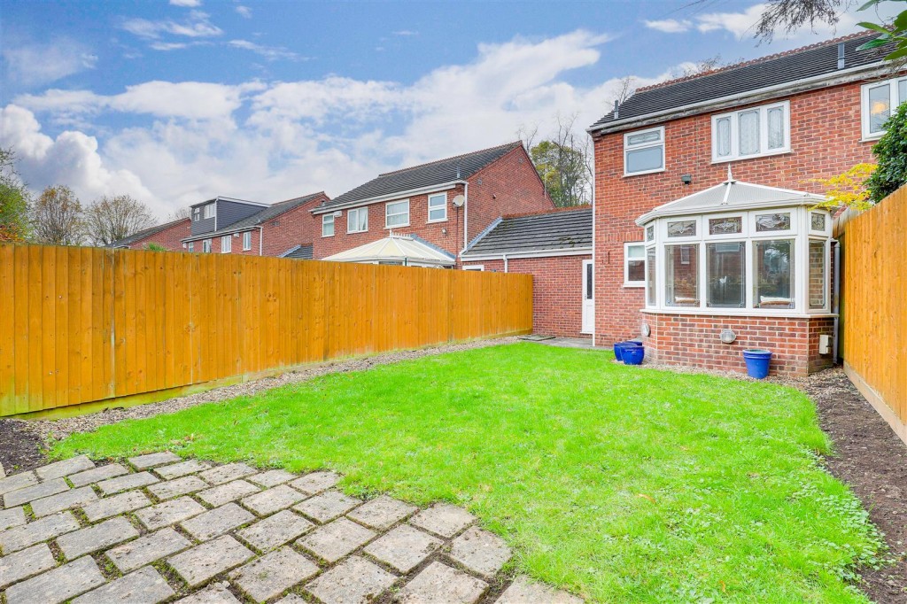 Woodland Avenue, Highbury Vale Nottinghamshire, NG6 9BY