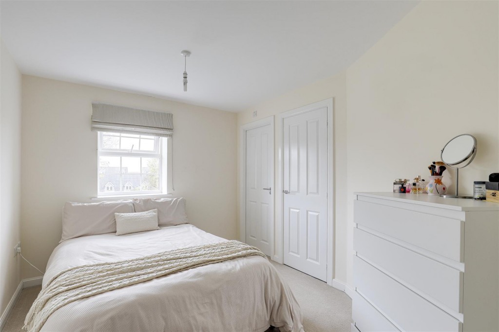 Kestrel Grove, Hucknall, Nottinghamshire, NG15 6UU