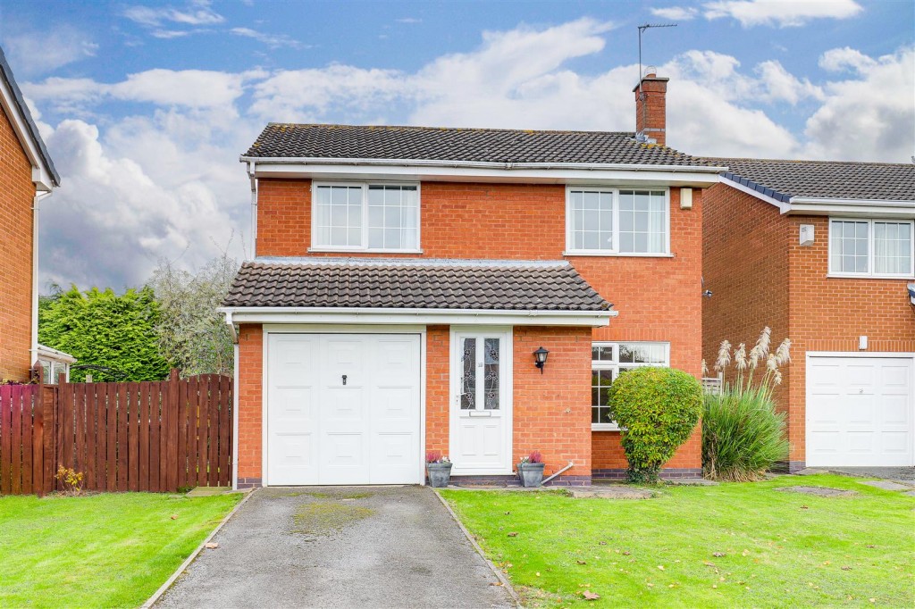 Carisbrooke Avenue, Gedling, Nottinghamshire, NG4 2RD