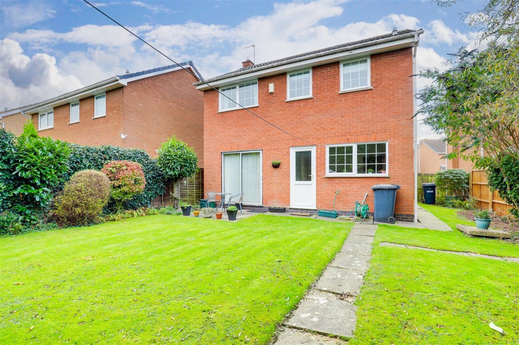 Carisbrooke Avenue, Gedling, Nottinghamshire, NG4 2RD