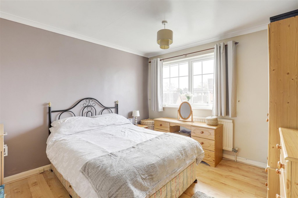 Carisbrooke Avenue, Gedling, Nottinghamshire, NG4 2RD