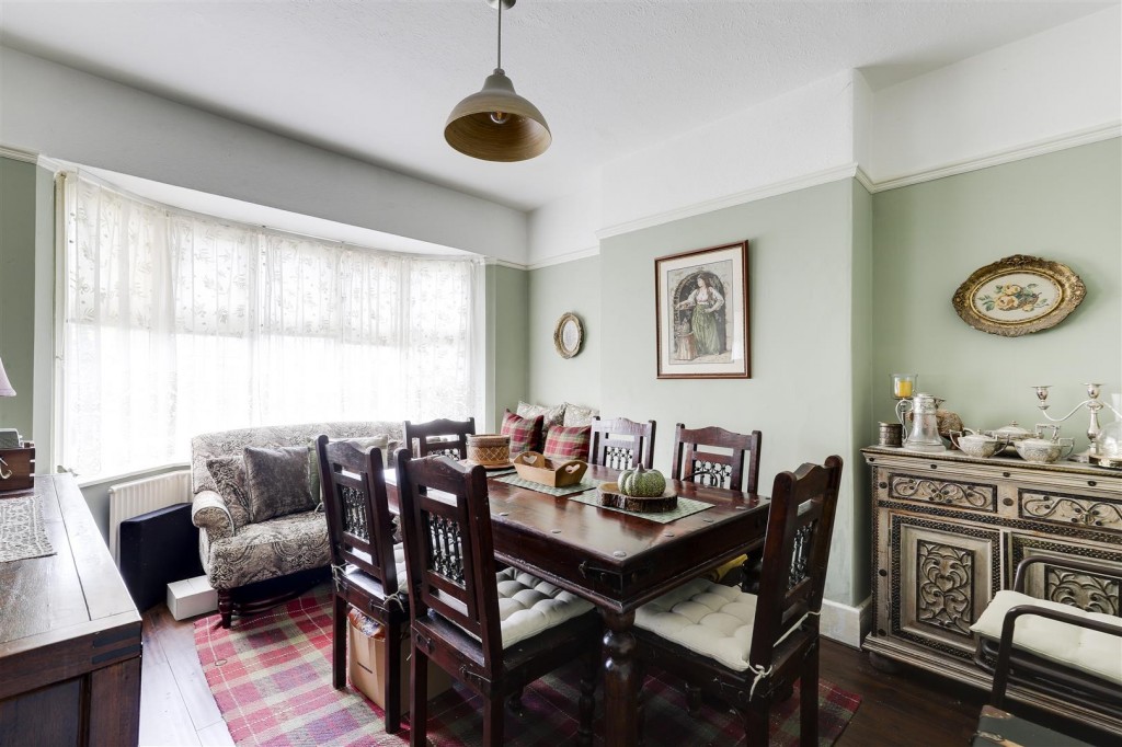 Perry Road, Sherwood, Nottinghamshire, NG5 1GN