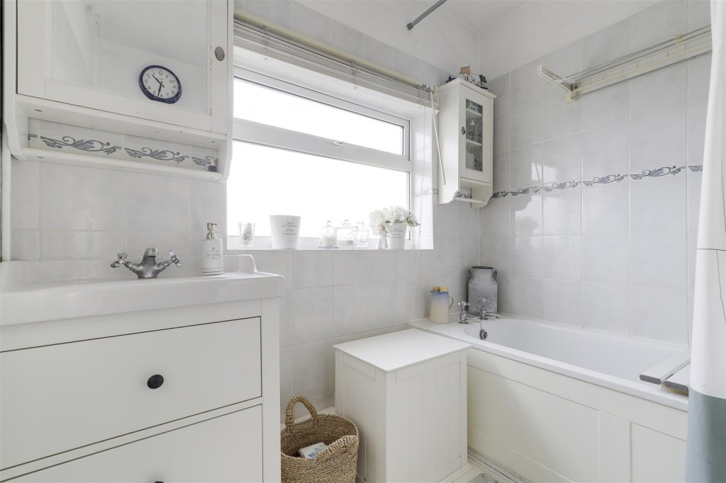 Perry Road, Sherwood, Nottinghamshire, NG5 1GN