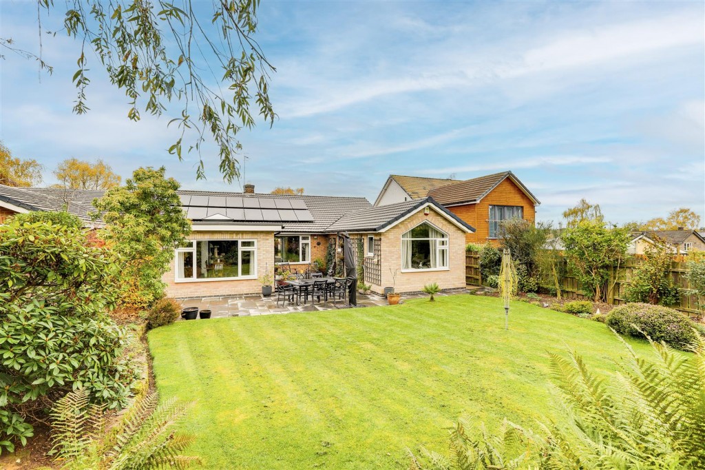 Thoresby Road, Bramcote, Nottinghamshire, NG9 3EP