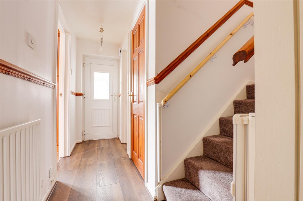 Harpole Walk, Arnold, Nottinghamshire, NG5 8LJ