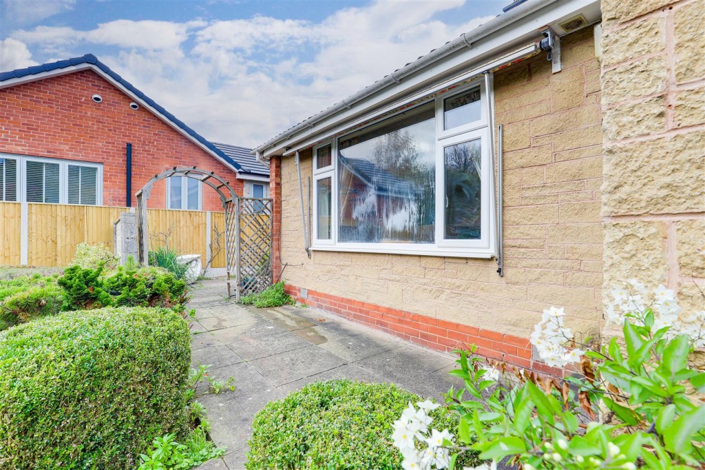 Covert Close, Burton Joyce, Nottinghamshire, NG14 5BX