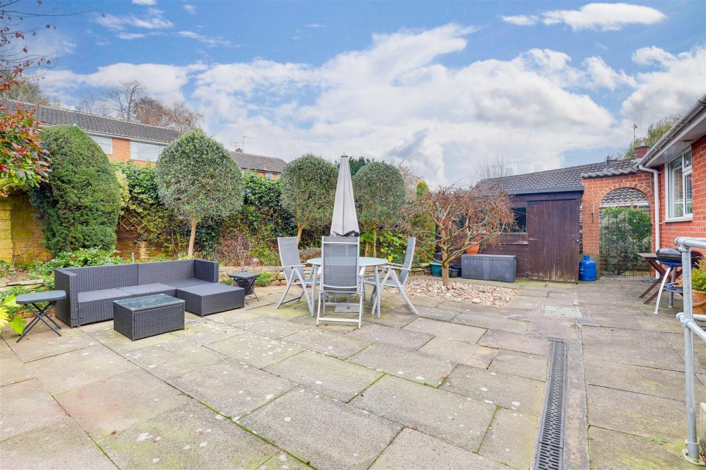 Covert Close, Burton Joyce, Nottinghamshire, NG14 5BX