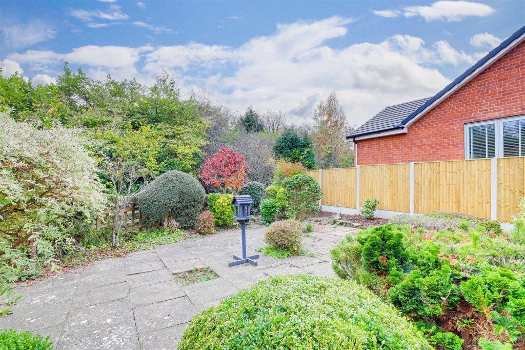 Covert Close, Burton Joyce, Nottinghamshire, NG14 5BX