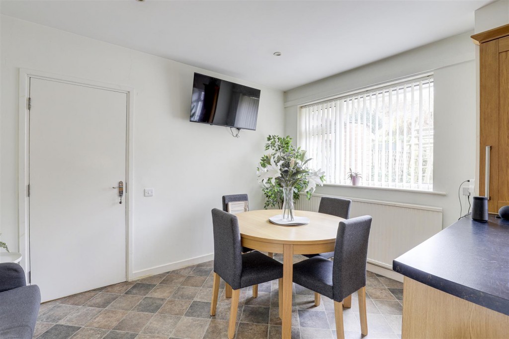 Covert Close, Burton Joyce, Nottinghamshire, NG14 5BX