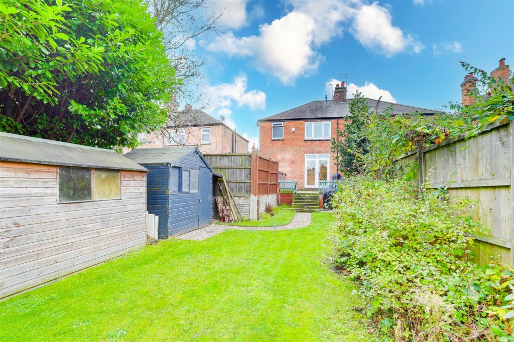 Ella Road, West Bridgford, Nottinghamshire, NG2 5GX