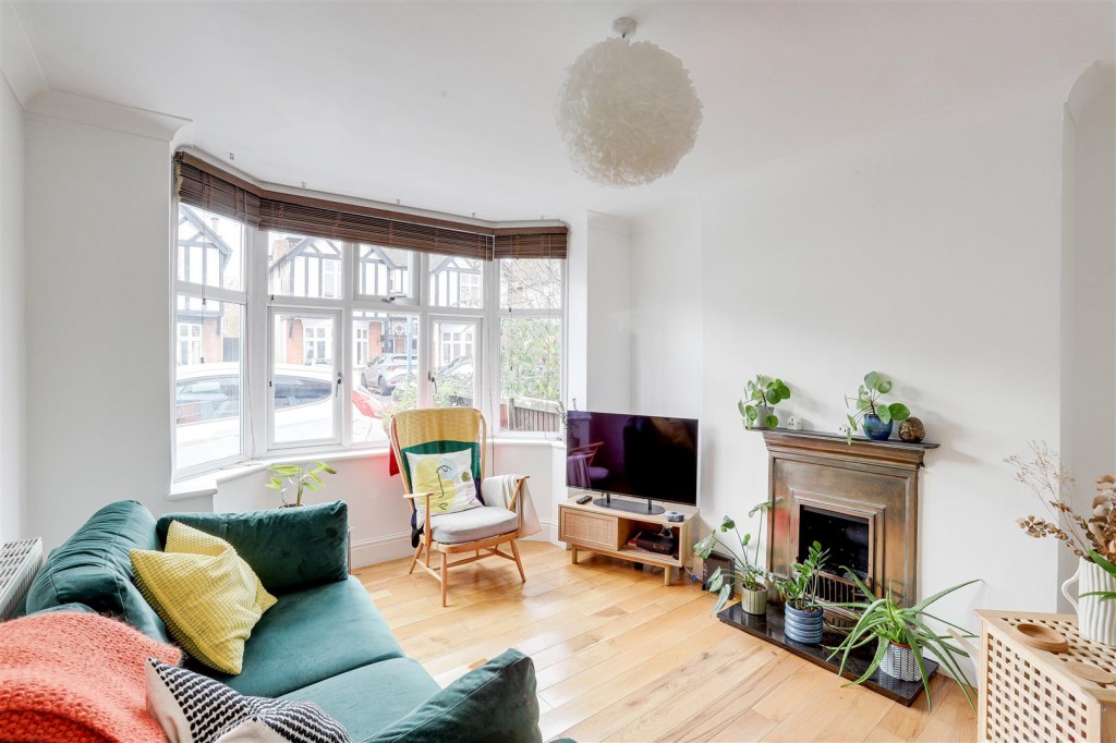 Ella Road, West Bridgford, Nottinghamshire, NG2 5GX