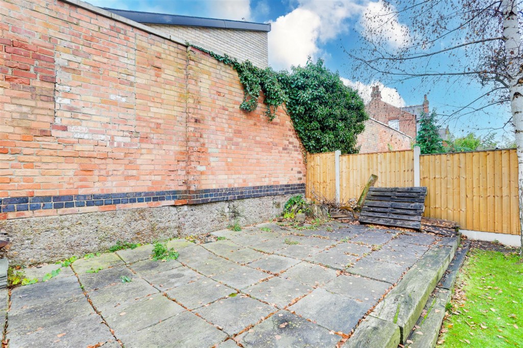 Ella Road, West Bridgford, Nottinghamshire, NG2 5GX