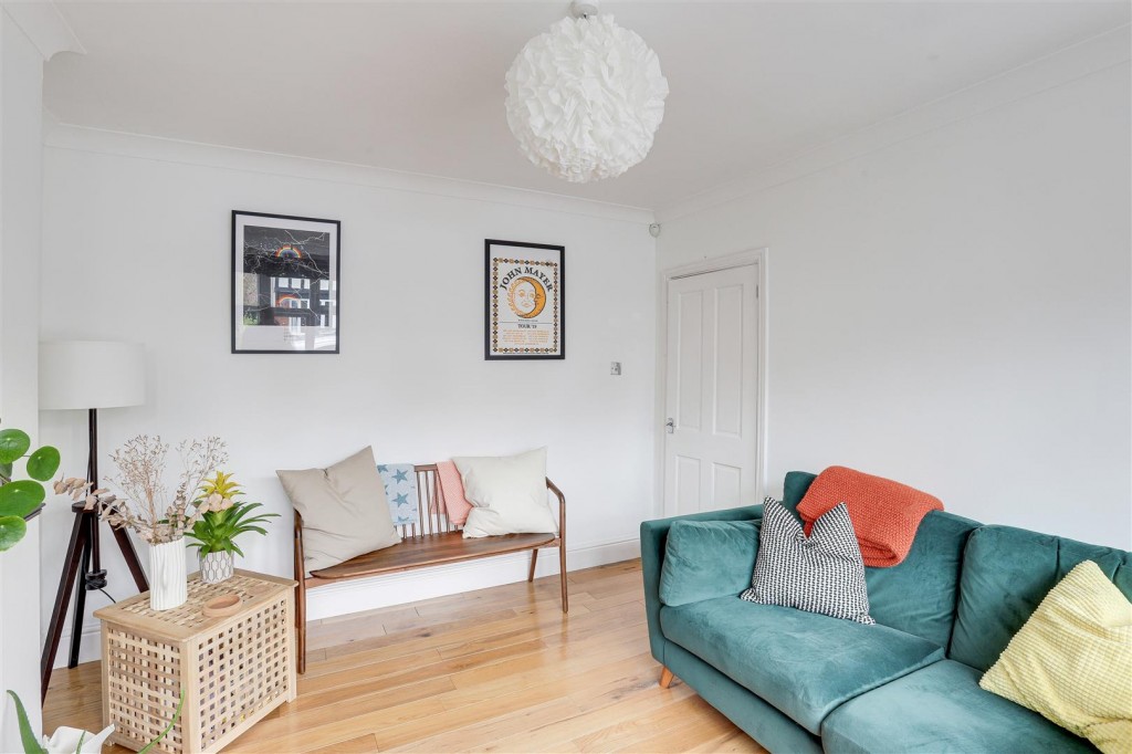 Ella Road, West Bridgford, Nottinghamshire, NG2 5GX