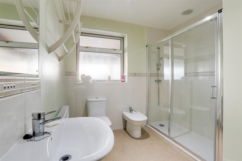 Robins Wood Road, Aspley, Nottinghamshire, NG8 3LA