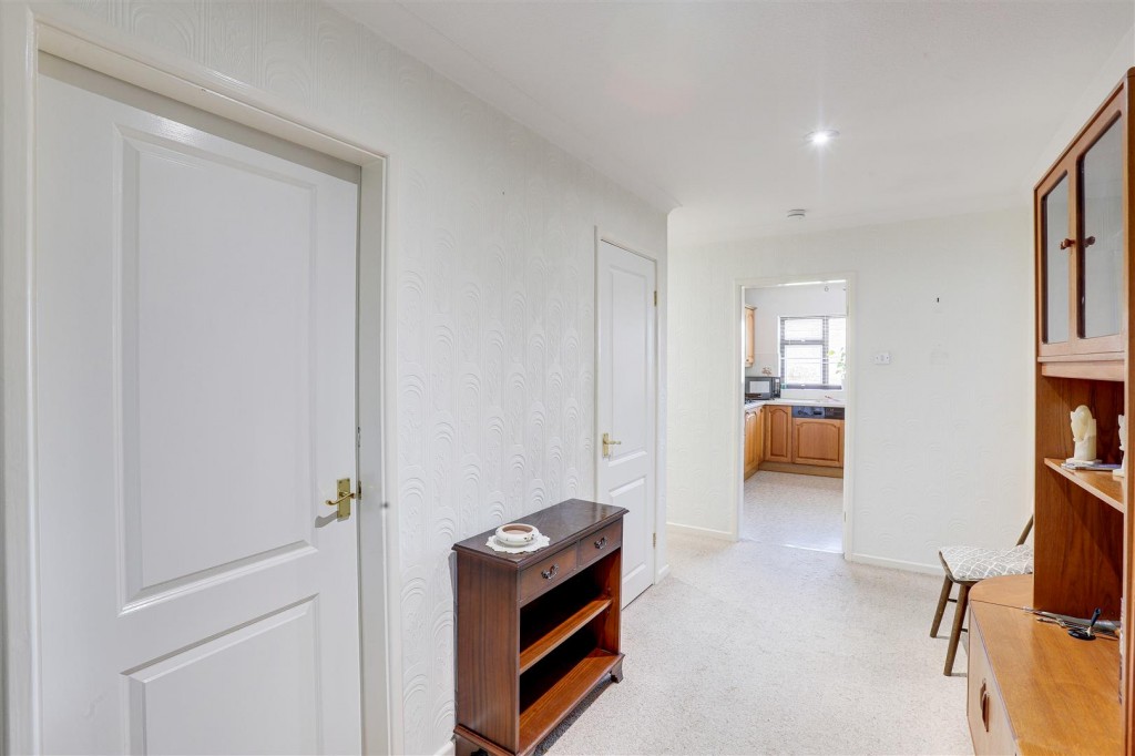 Robins Wood Road, Aspley, Nottinghamshire, NG8 3LA