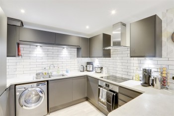 Ropewalk Court, Derby Road, Nottingham, NG1 5AD