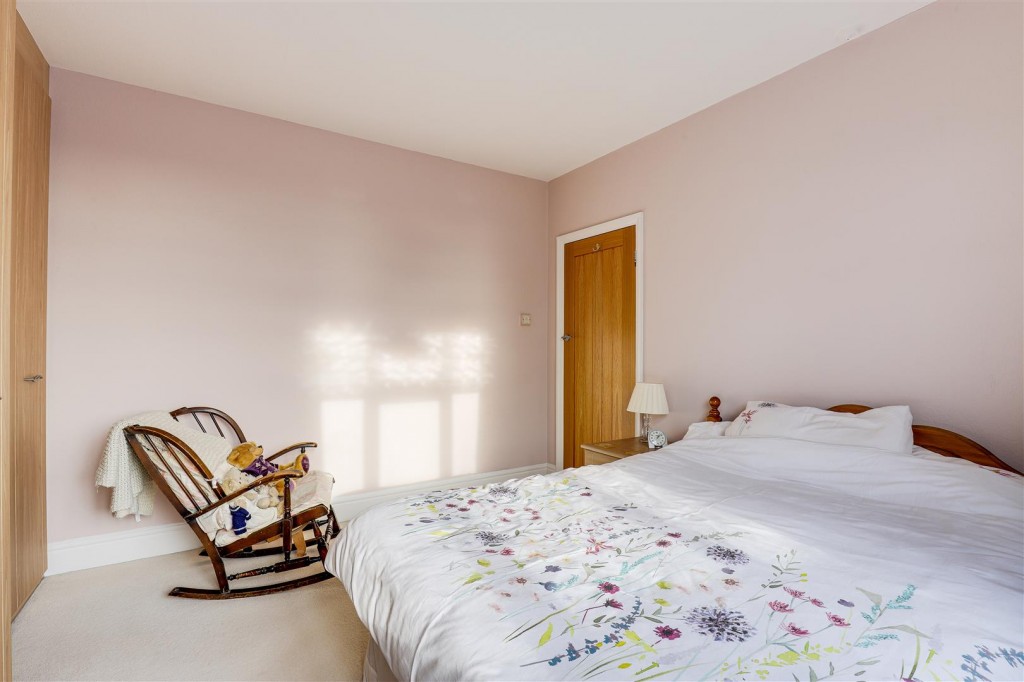 The Mount, Redhill, Nottinghamshire, NG5 8LU