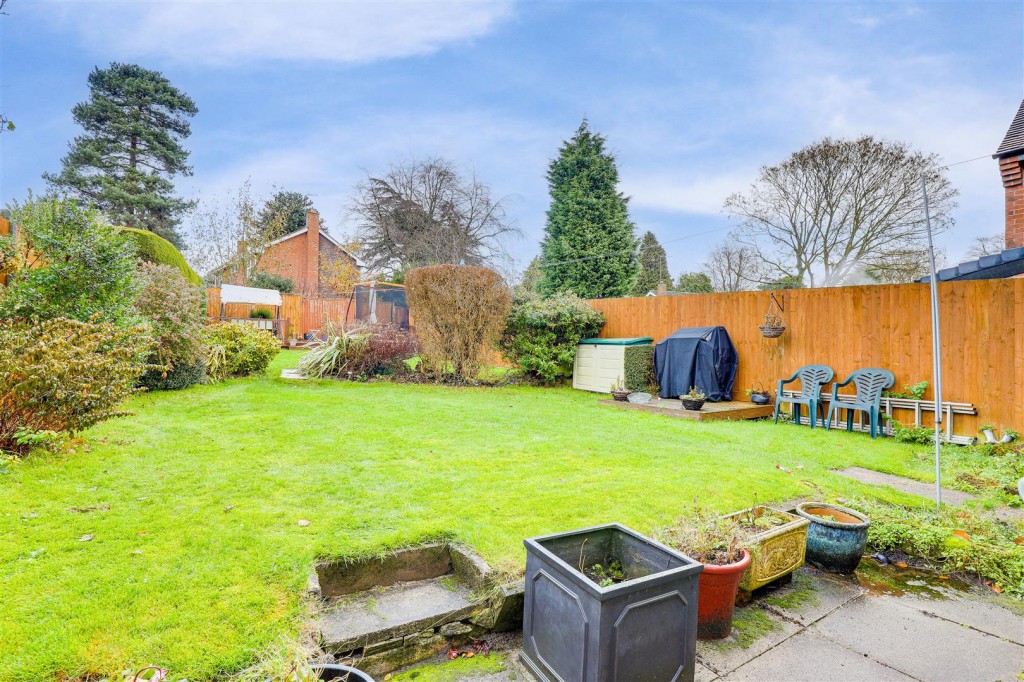 The Mount, Redhill, Nottinghamshire, NG5 8LU