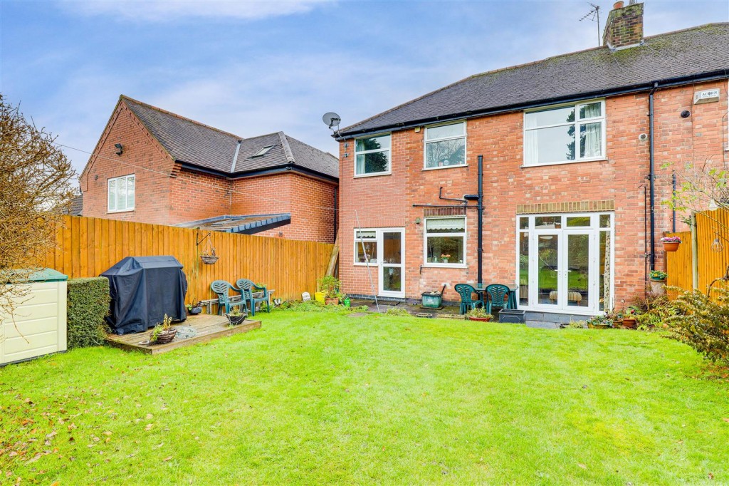 The Mount, Redhill, Nottinghamshire, NG5 8LU