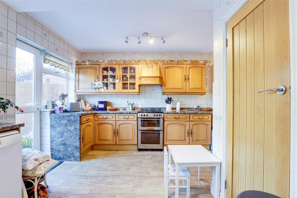 The Mount, Redhill, Nottinghamshire, NG5 8LU