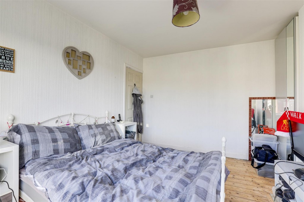 Shortwood Avenue, Hucknall, Nottinghamshire, NG15 6DD