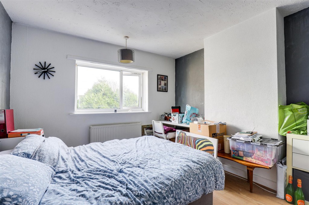 Shortwood Avenue, Hucknall, Nottinghamshire, NG15 6DD