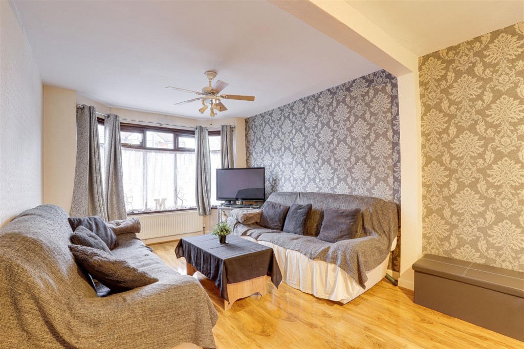 Charlbury Road, Wollaton, Nottinghamshire, NG8 1NH