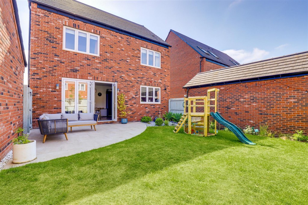 Rose Way, Edwalton, Nottinghamshire, NG12 4JE