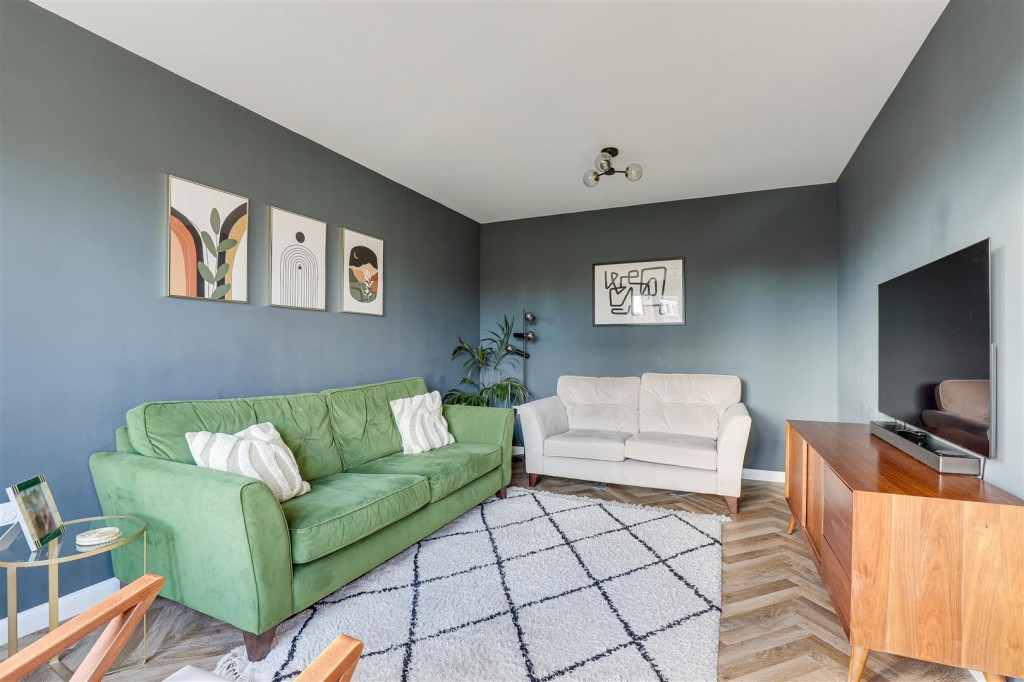 Rose Way, Edwalton, Nottinghamshire, NG12 4JE