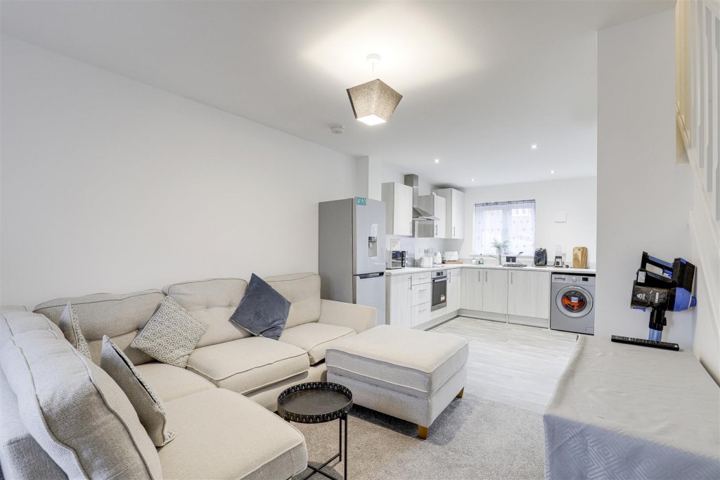 Nicholson Close, Redhill, Nottinghamshire, NG5 8RQ