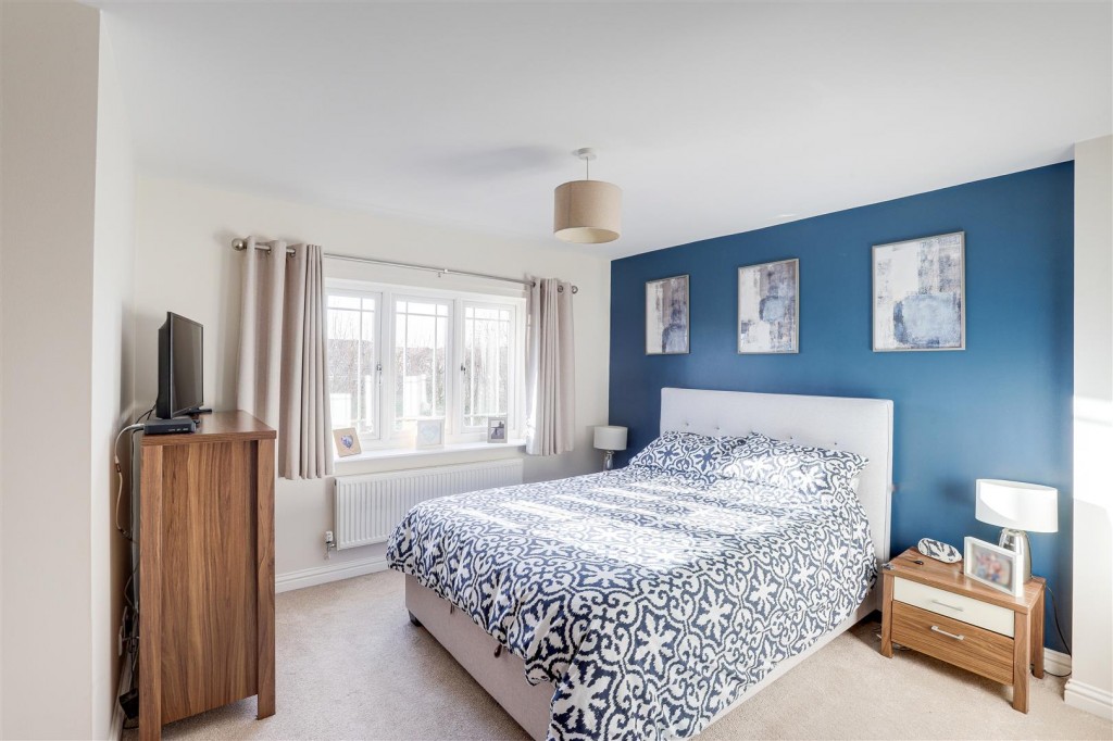 Waterside Close, Gamston, Nottinghamshire, NG2 6QA
