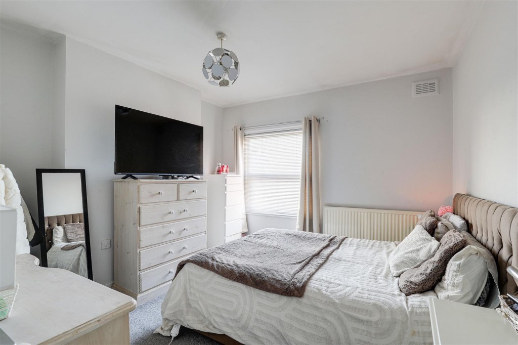 Peveril Street, Radford, Nottingham, NG7 4AL