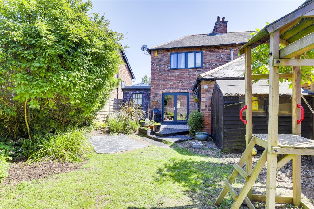Grover Avenue, Mapperley, Nottinghamshire, NG3 6DJ