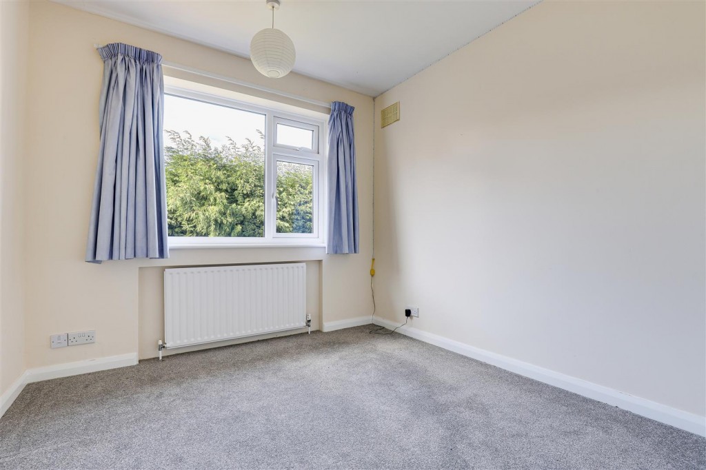 Lowcroft, Woodthorpe, Nottinghamshire, NG5 4JR