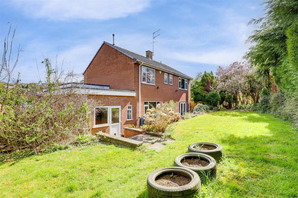Lowcroft, Woodthorpe, Nottinghamshire, NG5 4JR